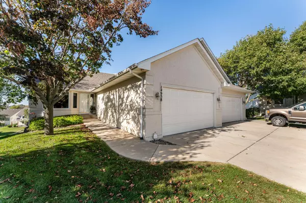 Prior Lake, MN 55372,14958 Summit CIR NW