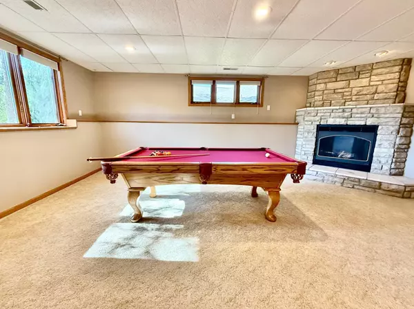 Willmar, MN 56201,2104 6th AVE SE