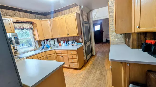 Owatonna, MN 55060,4096 Highway 218