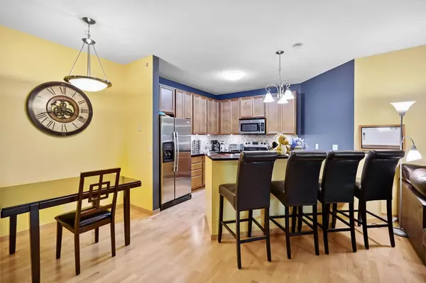 1505 5th ST N #304, Hopkins, MN 55305