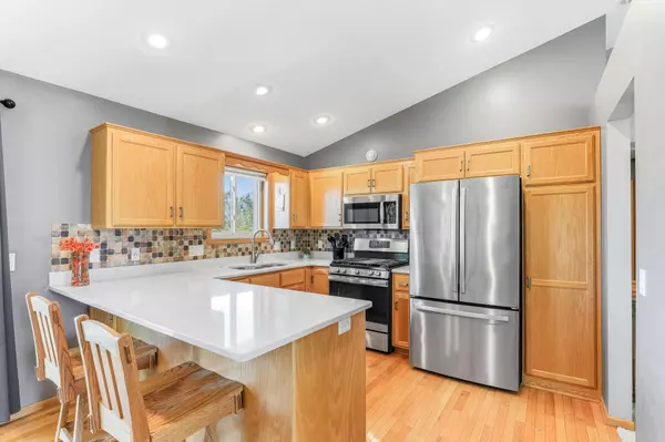 Saint Michael, MN 55376,9610 42nd ST NE