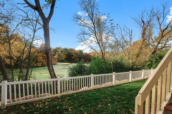 Mendota Heights, MN 55120,2597 Heritage DR #100