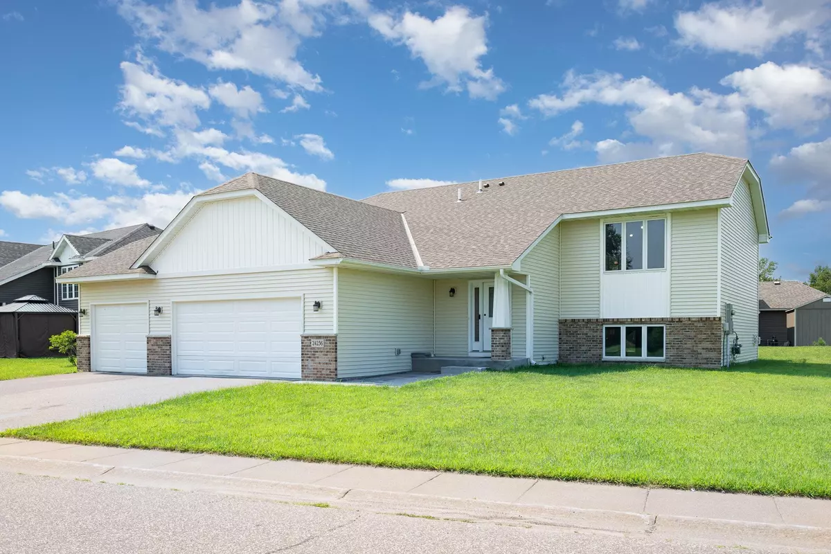 East Bethel, MN 55005,24236 Pierce PATH NE