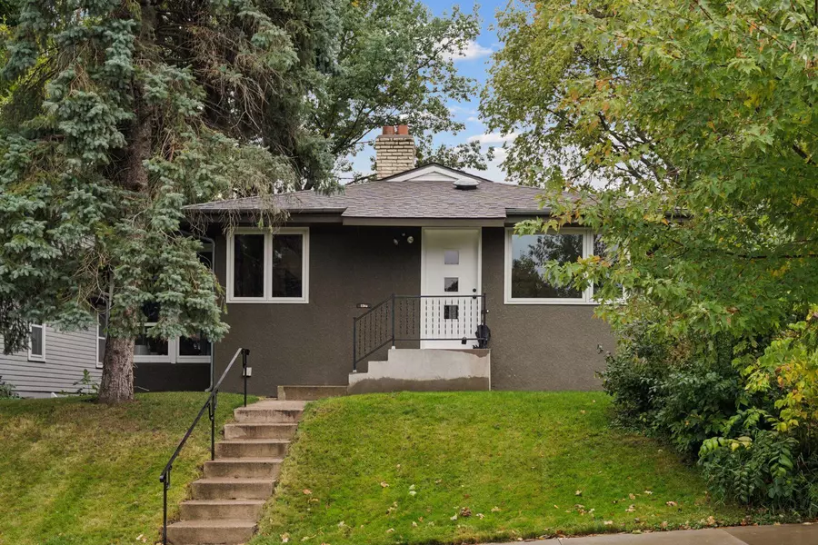 1240 Hartford AVE, Saint Paul, MN 55116