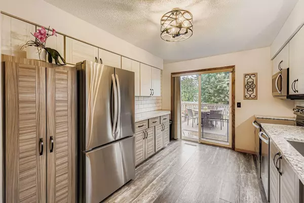 Oakdale, MN 55128,2209 Henna AVE N