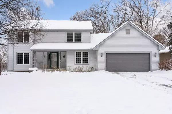 212 Interlachen RD, Burnsville, MN 55306