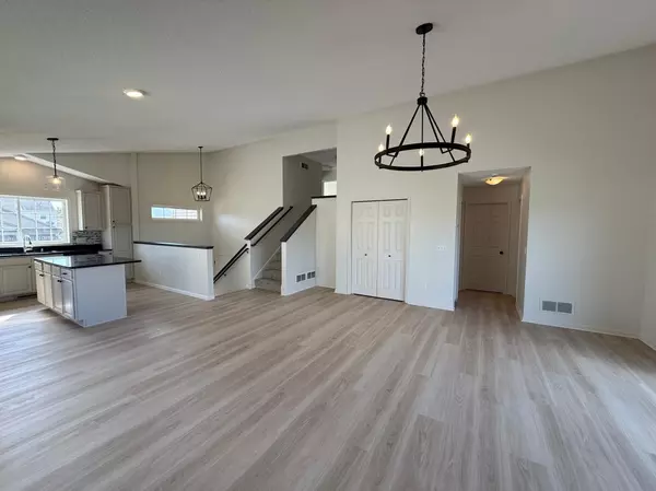 Shakopee, MN 55379,233 Dongola LN