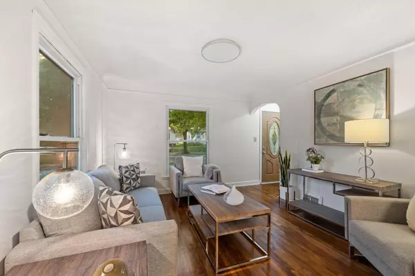 Minneapolis, MN 55412,3738 Oliver AVE N