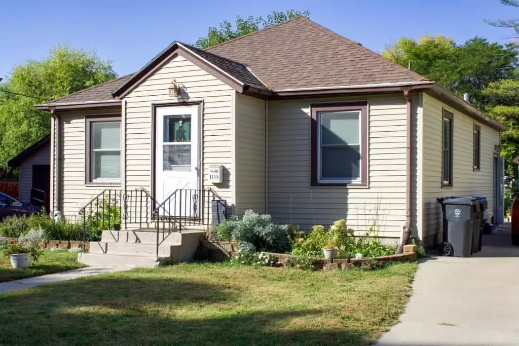 Mankato, MN 56001,1112 Marsh ST