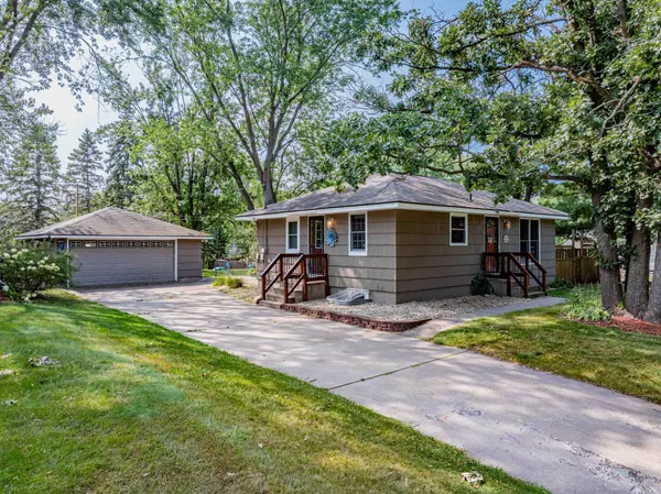 Coon Rapids, MN 55448,122 106th AVE NW