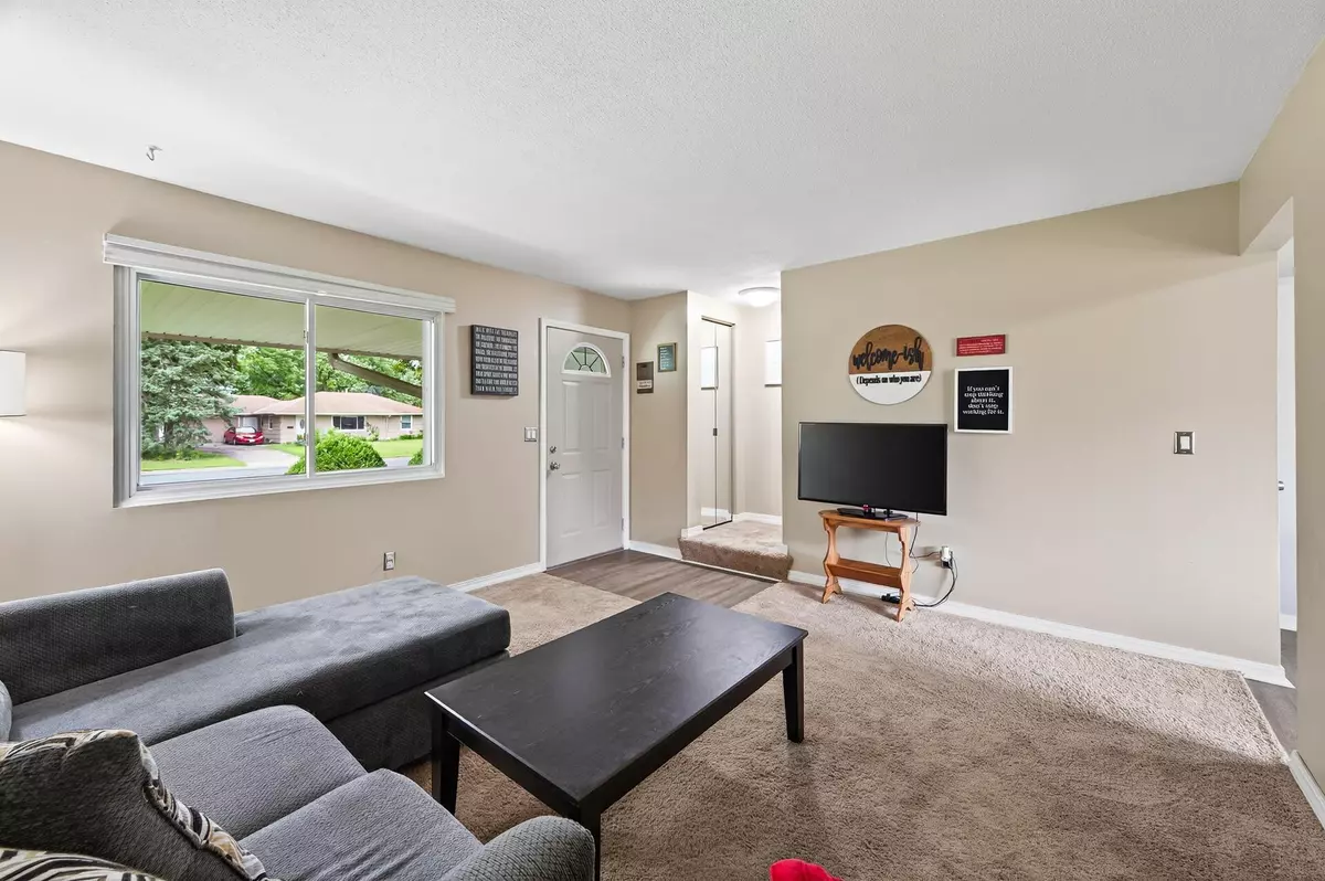 Bloomington, MN 55425,9011 18th AVE S