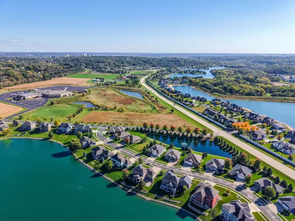 Rochester, MN 55902,4063 Autumn Lake CT SW