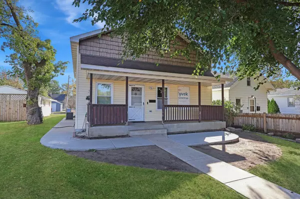 Saint Cloud, MN 56303,222 33rd AVE N