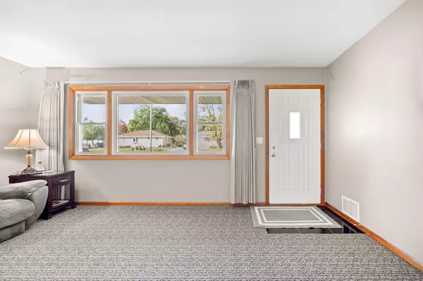 Blaine, MN 55434,11119 Jefferson ST NE