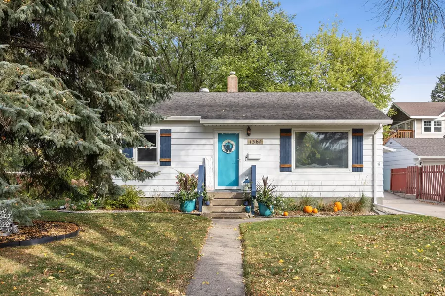 1361 16th AVE S, Fargo, ND 58103