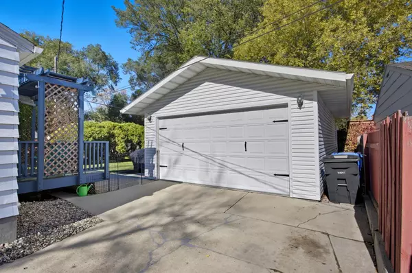 Fargo, ND 58103,1361 16th AVE S