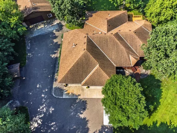 Ham Lake, MN 55304,956 160th LN NE