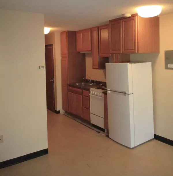 Marshall, MN 56258,200 S 4th ST