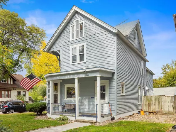 Saint Paul, MN 55105,1037 Saint Clair AVE