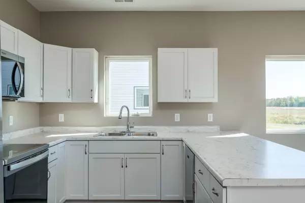 Mankato, MN 56001,3105 Bassett DR