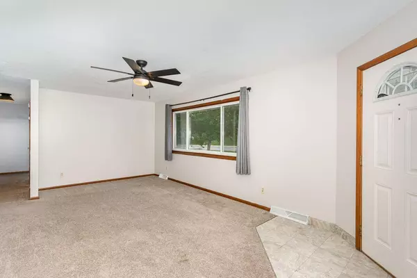 Prior Lake, MN 55372,9256 152nd ST W