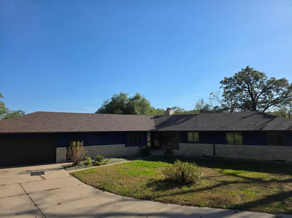 27096 Sevastopol RD, Wacouta Twp, MN 55066