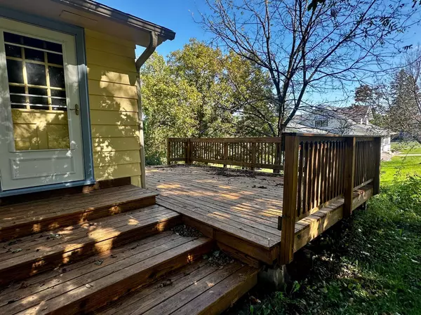 Lanesboro, MN 55949,402 Hillcrest ST E