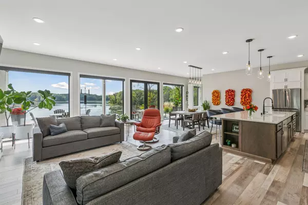 Savage, MN 55378,4869 Linden Cove LN