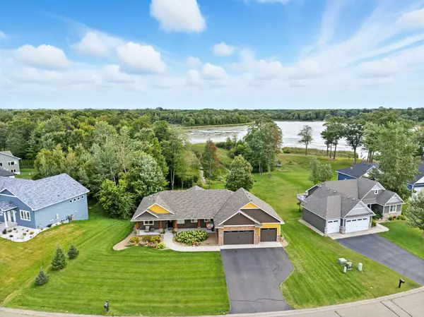 Cambridge, MN 55008,563 Elins Lake RD SE