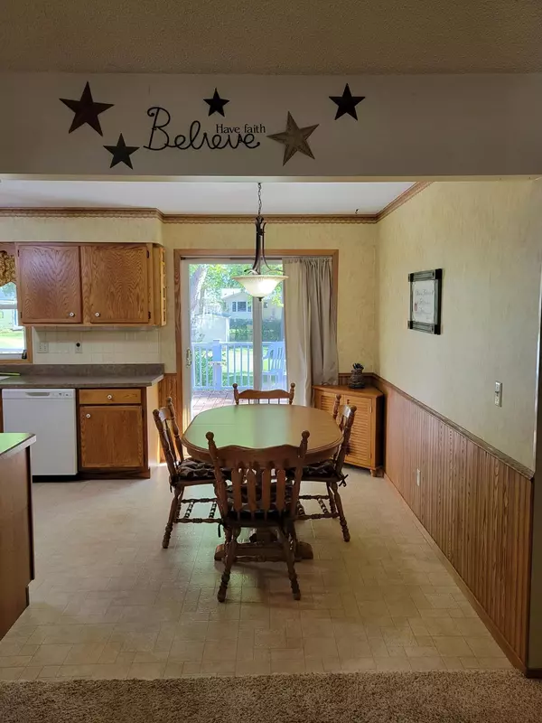 Montevideo, MN 56265,1504 N 6th ST
