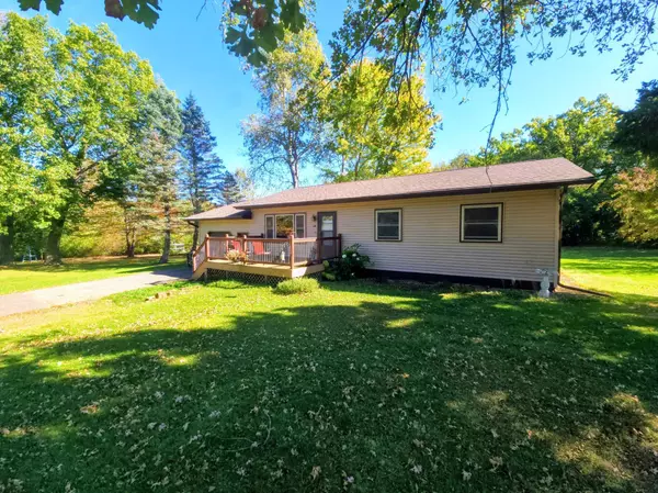 120 Woodland TRL, Clayton, WI 54004