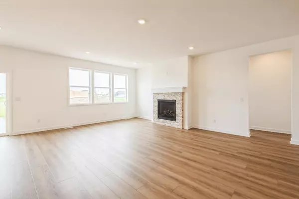 Saint Michael, MN 55376,9779 49th ST NE