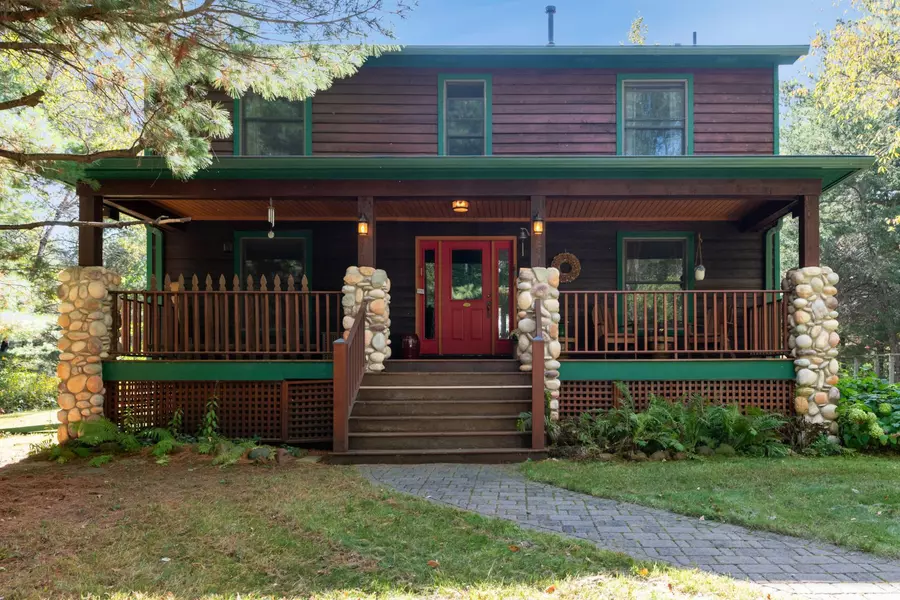 10869 Haycreek RD, Sunrise Twp, MN 55056