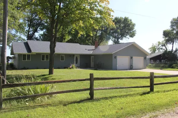 36829 Meadowbrook RD E, Ortonville, MN 56278