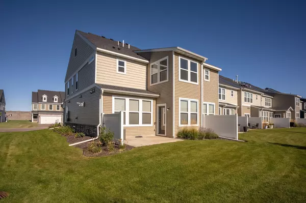 Brooklyn Park, MN 55443,5321 94th LN N