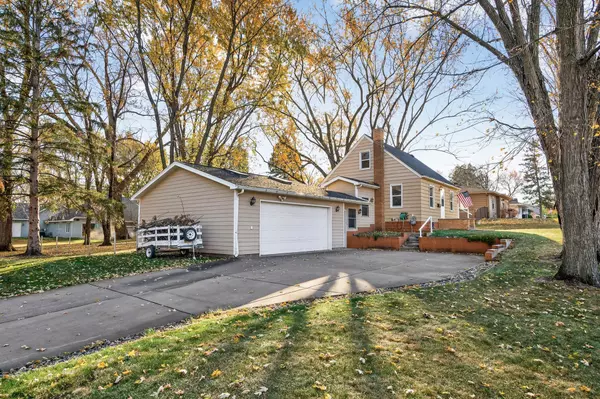 Crystal, MN 55422,4552 Brunswick AVE N