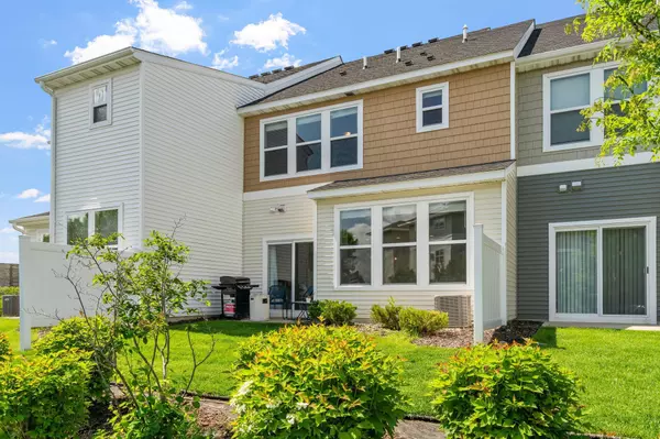 Chanhassen, MN 55317,763 Stonegate RD