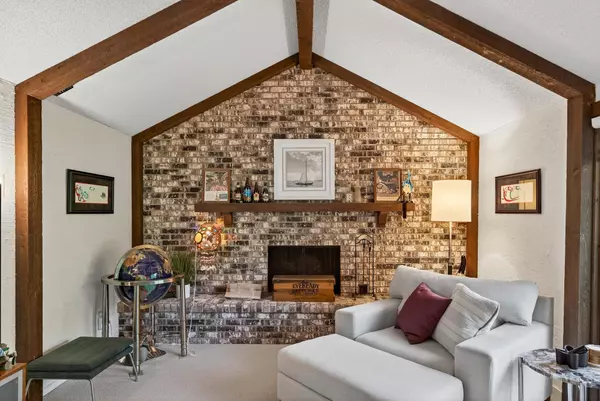 Bloomington, MN 55437,10307 Berkshire RD