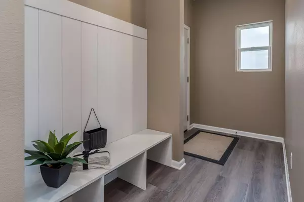 Mankato, MN 56001,3109 Bassett DR