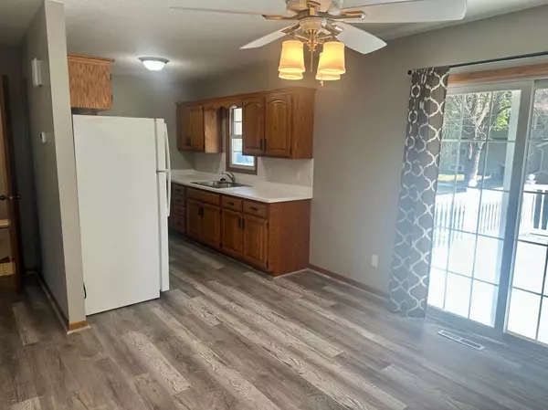 Albert Lea, MN 56007,1429 Spartan AVE