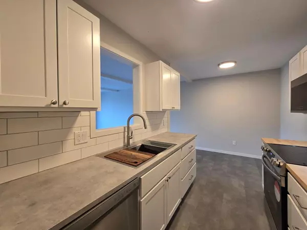 Burnsville, MN 55337,2005 E 122nd ST #A23