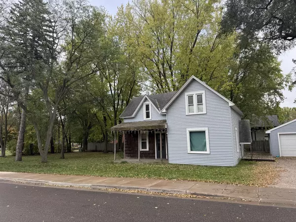 87 Maple AVE N, Delano, MN 55328