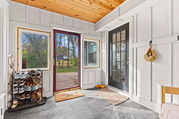 Cokato, MN 55321,6084 County Road 3 SW