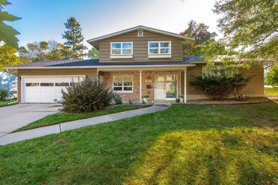 2010 13th AVE NW, Rochester, MN 55901