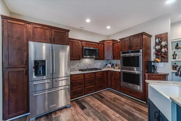 New Prague, MN 56071,303 Fiddler CT SE