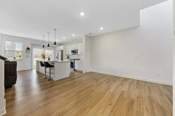 Shakopee, MN 55379,2006 Tyrone DR