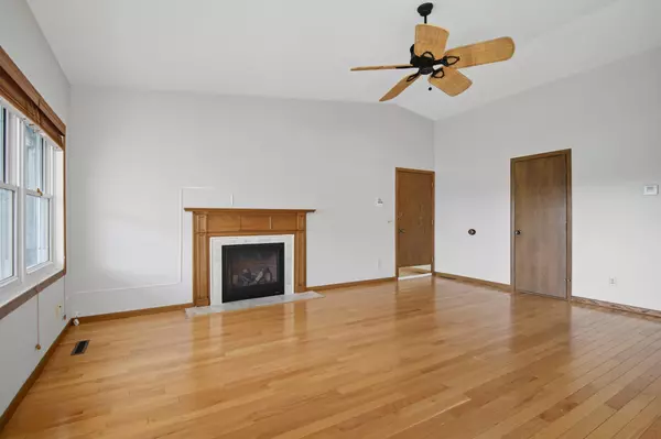 Madison Lake, MN 56063,401 Walnut AVE #201