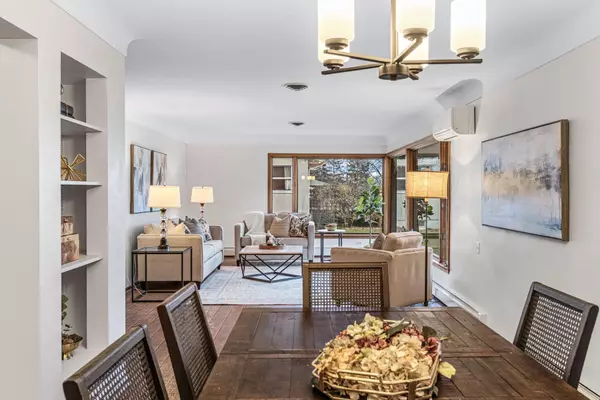 Roseville, MN 55113,590 Ryan AVE W