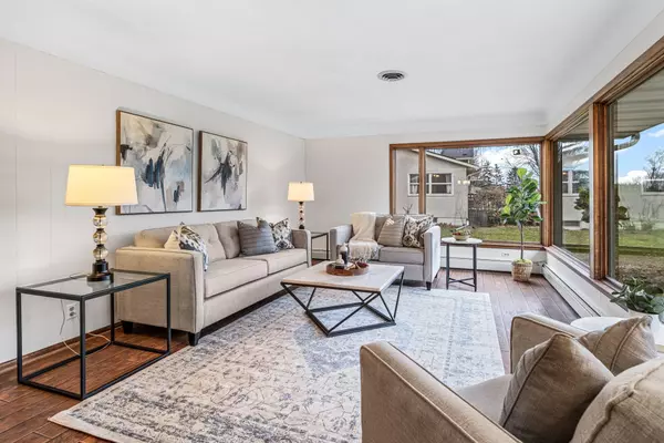 Roseville, MN 55113,590 Ryan AVE W