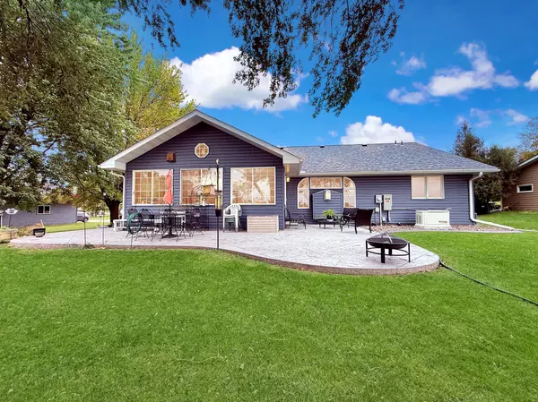 Montevideo, MN 56265,1402 William AVE